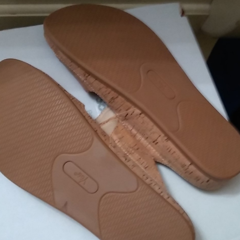 Sandals - Picture 5 of 5